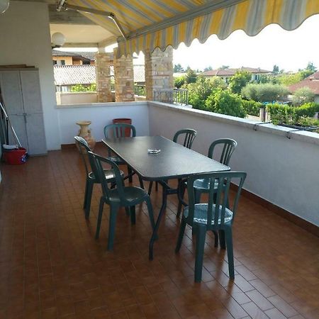 Apartament Casa Vacanze Niko Ap Cir Cni00247 Sirmione Bagian luar foto