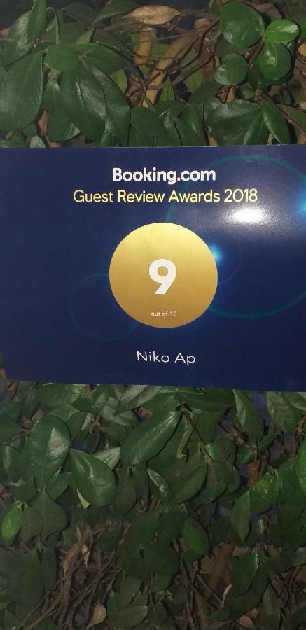 Apartament Casa Vacanze Niko Ap Cir Cni00247 Sirmione Bagian luar foto